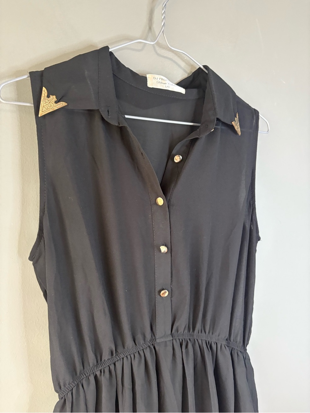 DJ Production Black Hi-Low Sheer Dress Gold Collar Detail Size Large - Picture 3 of 8